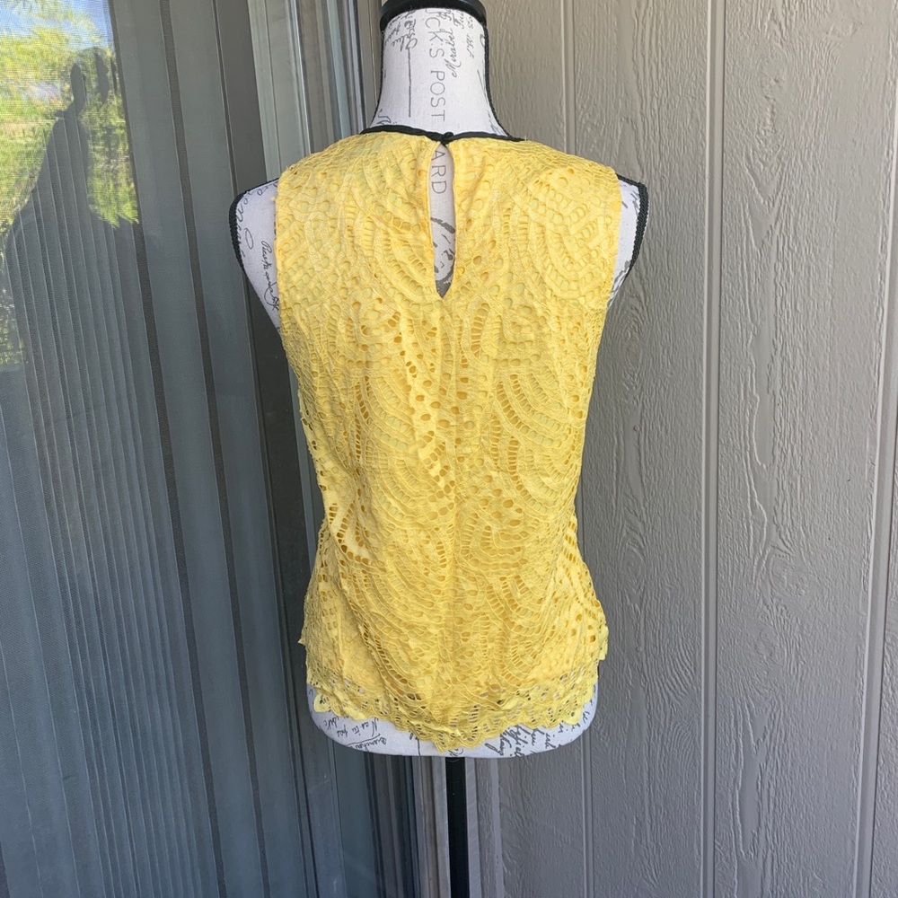 Bright yellow eyelet top - Picture 2 of 2